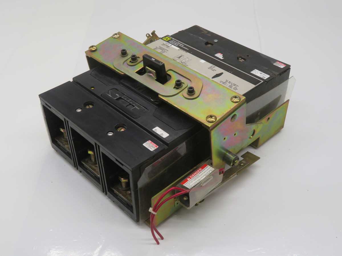 SQUARE D MHL36600 CIRCUIT BREAKERS, 3-POLE, 600A RATING, 600 VAC, 25 KAIC RATING - CIRCUIT BREAKERS