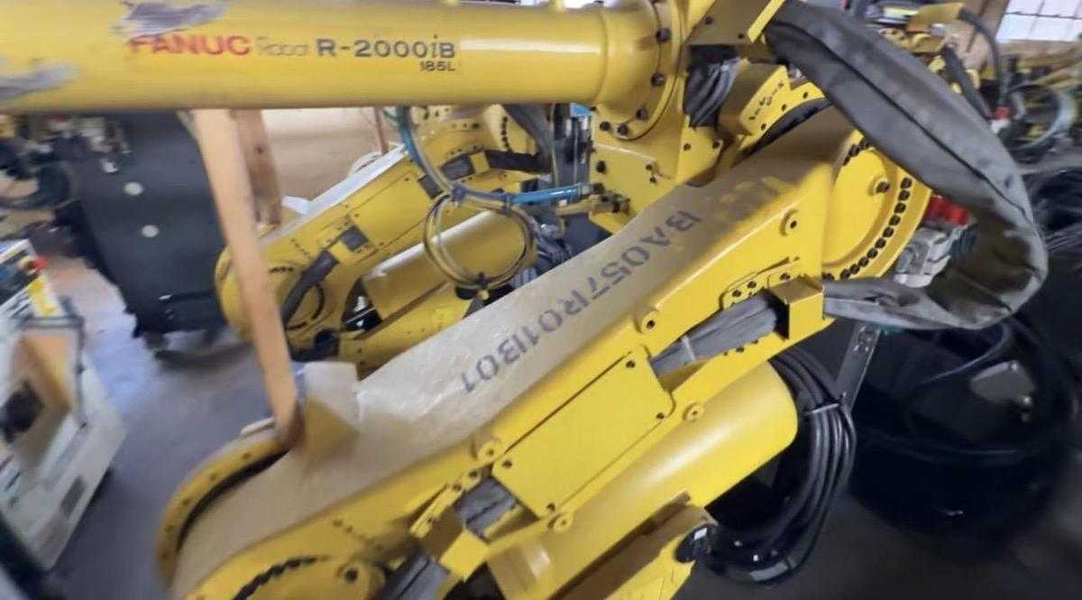 2019 FANUC R-2000IB/185L ARTICULATED ROBOT, 185KG PAYLOAD, 3060MM REACH, R-30IB CONTROLLER - ARTICULATED ROBOTS