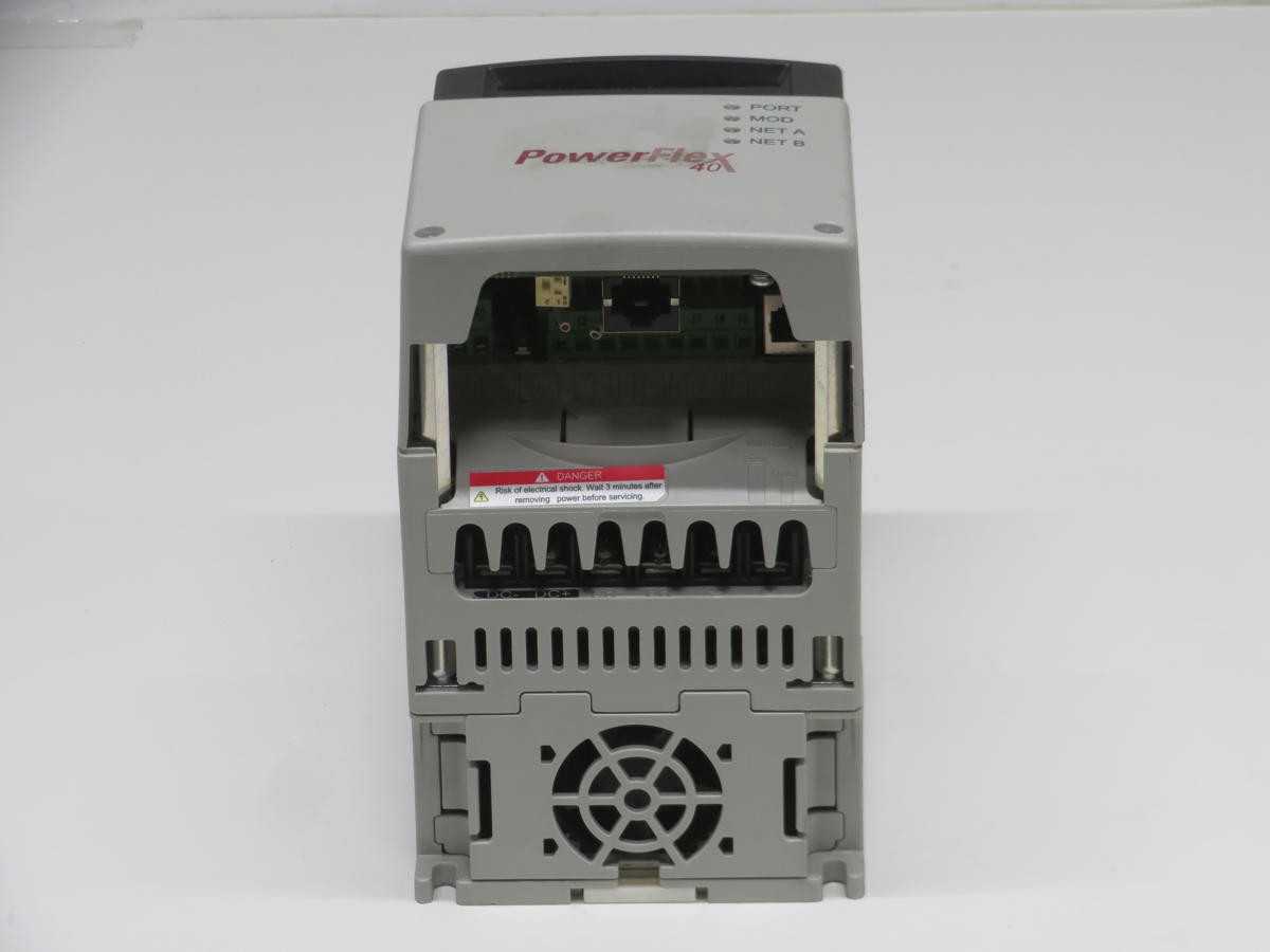 ALLEN BRADLEY 22B-B012N104 DRIVE, 240 VAC 3-PH INPUT, 12 A OUTPUT, 2.2 KW, IP20 ENCLOSURE - AC VFD DRIVES